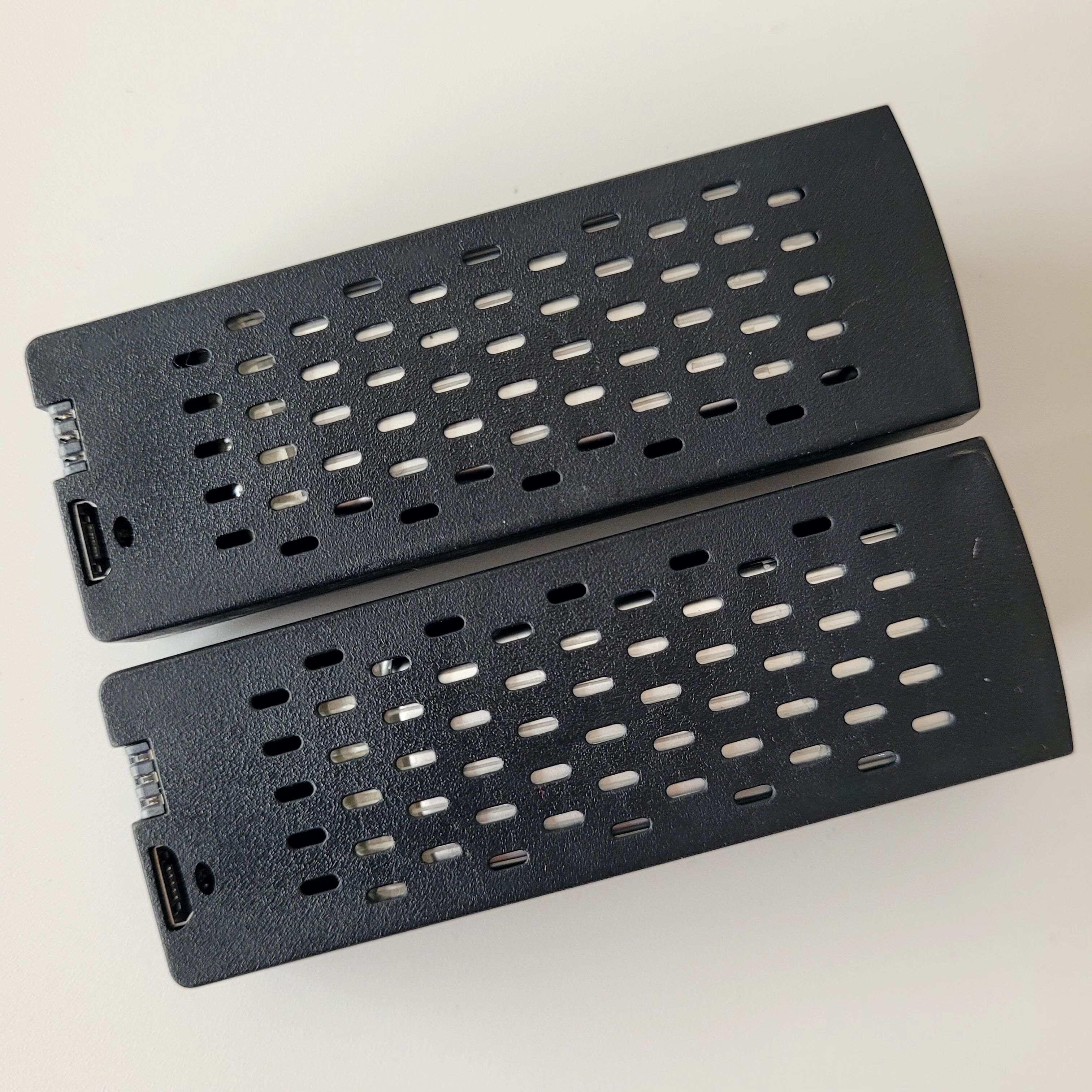 2PCS 3.7V 1800mAh Lipo Battery - Drone Kit Octocopter recension och pris